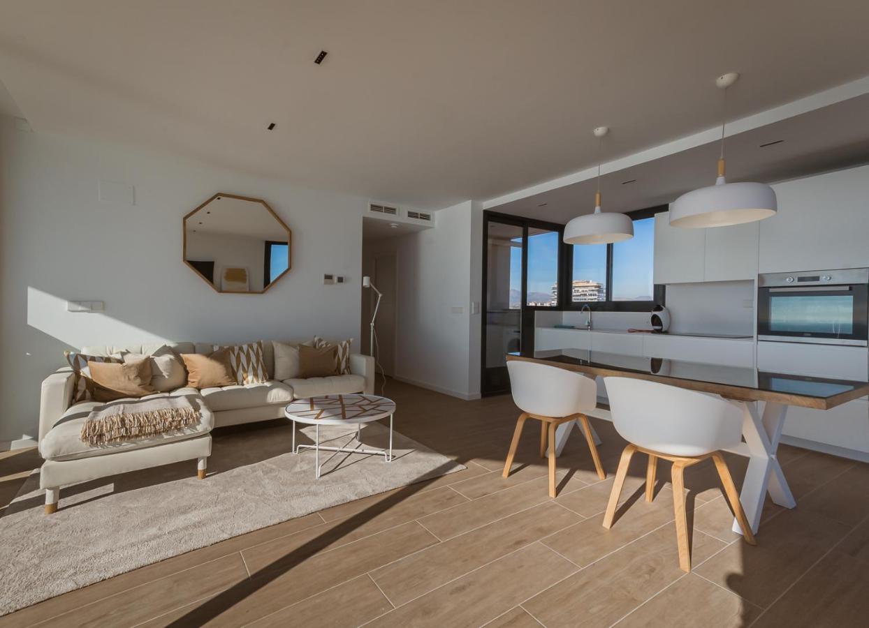 Modern Sea Front Jacuzzi Blue Sky Apartamento Alicante