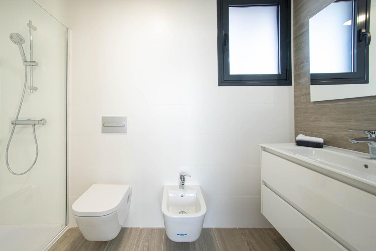 Apartamento Modern Sea Front Jacuzzi Blue Sky