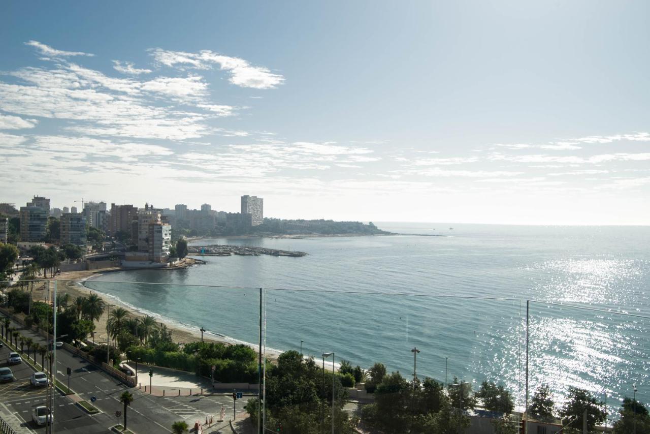 Modern Sea Front Jacuzzi Blue Sky Apartamento