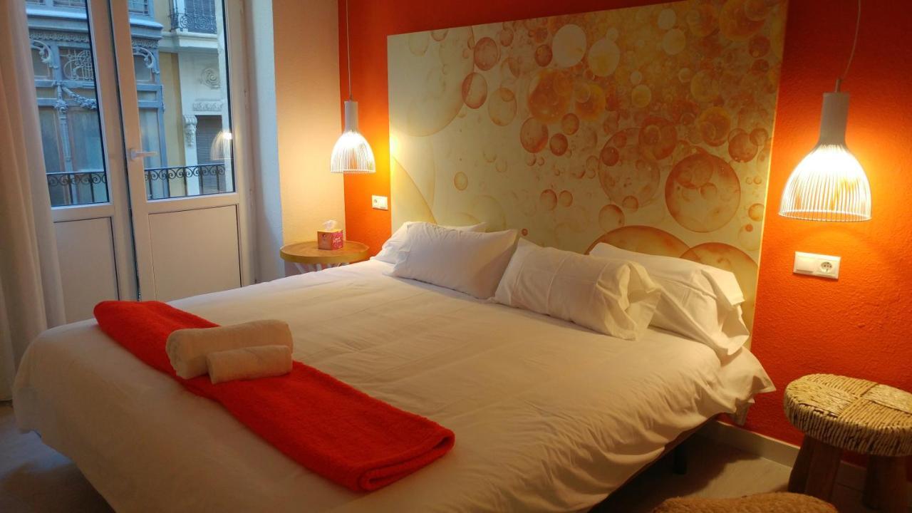 San Francisco 10 - Boutique Completos - Playa Postiguet - 2-4-6 Alicante