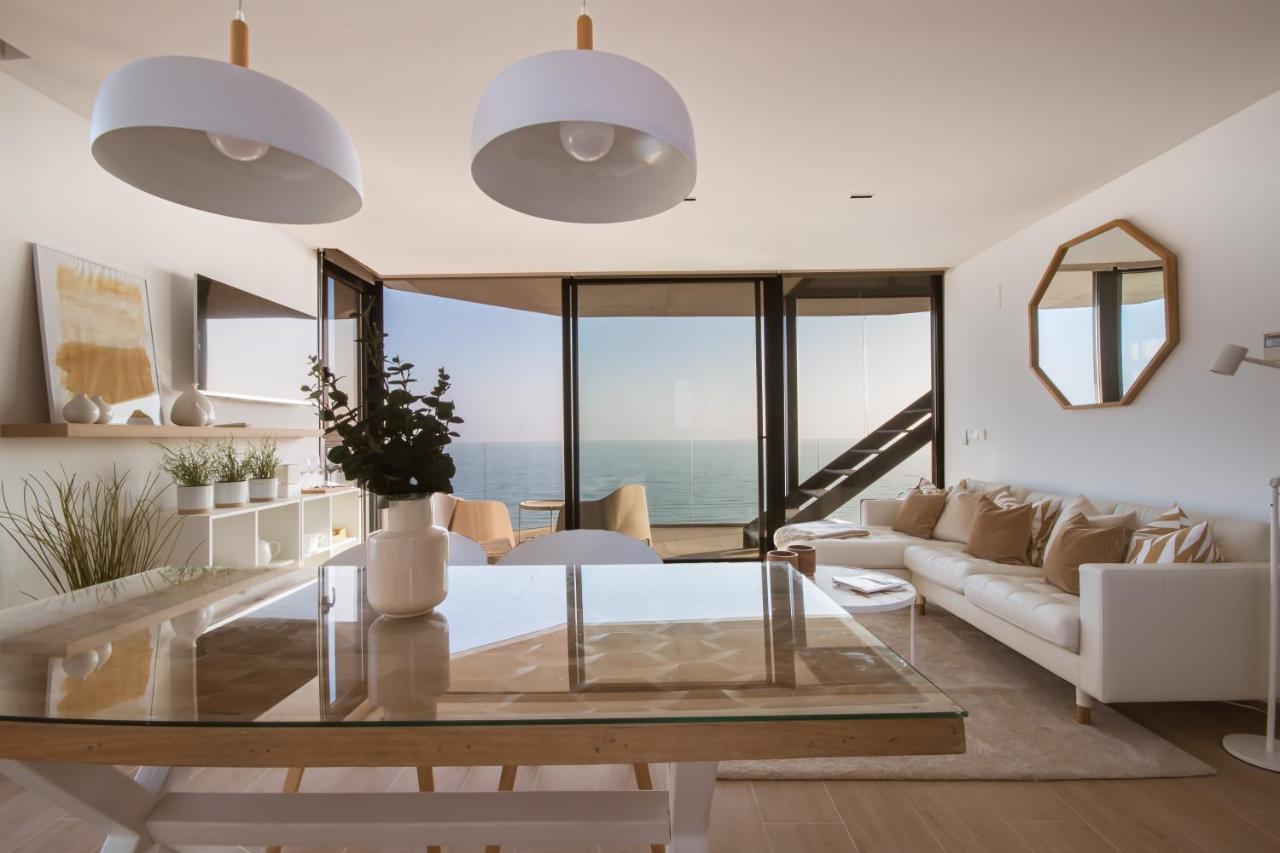 Apartamento Modern Sea Front Jacuzzi Blue Sky *