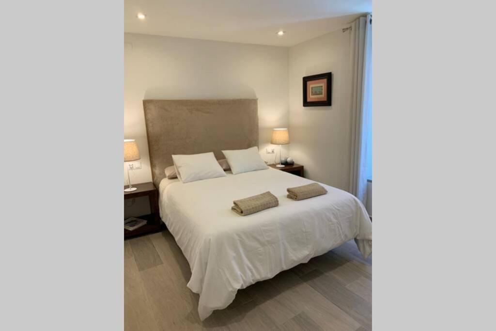 Apartamento Céntrico La Llum 1a *