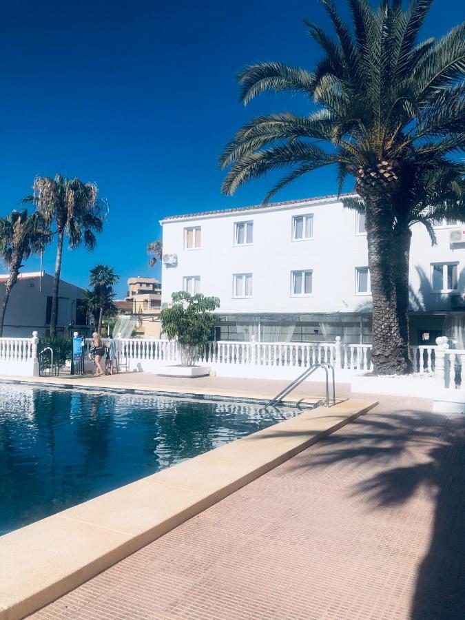 Hostel De Helene *