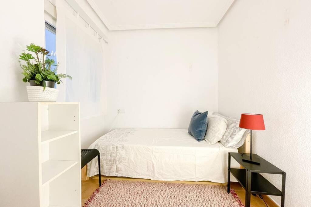 Apartamento Coqueto Y Amplio A 15 Min De La Playa *