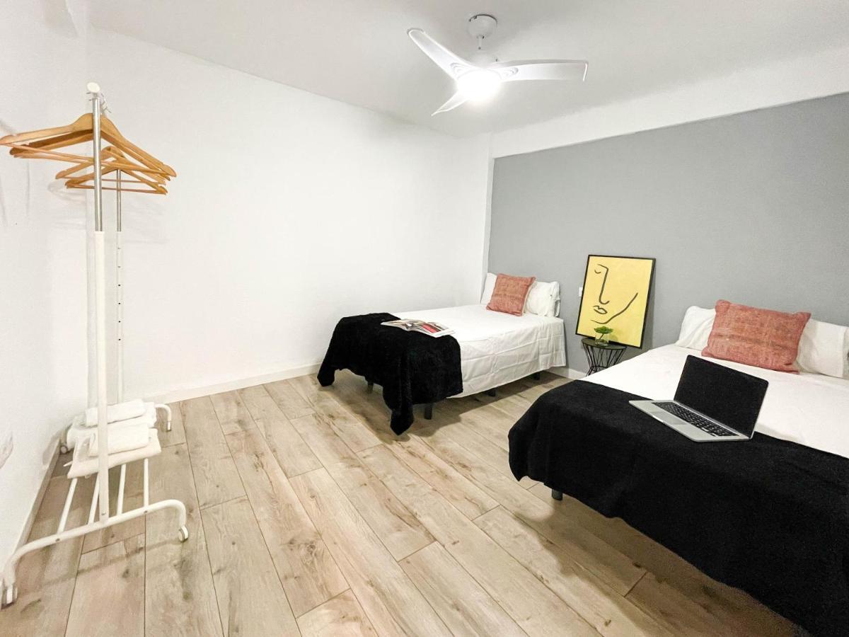 Modern 2 Bedroom Close To Center *