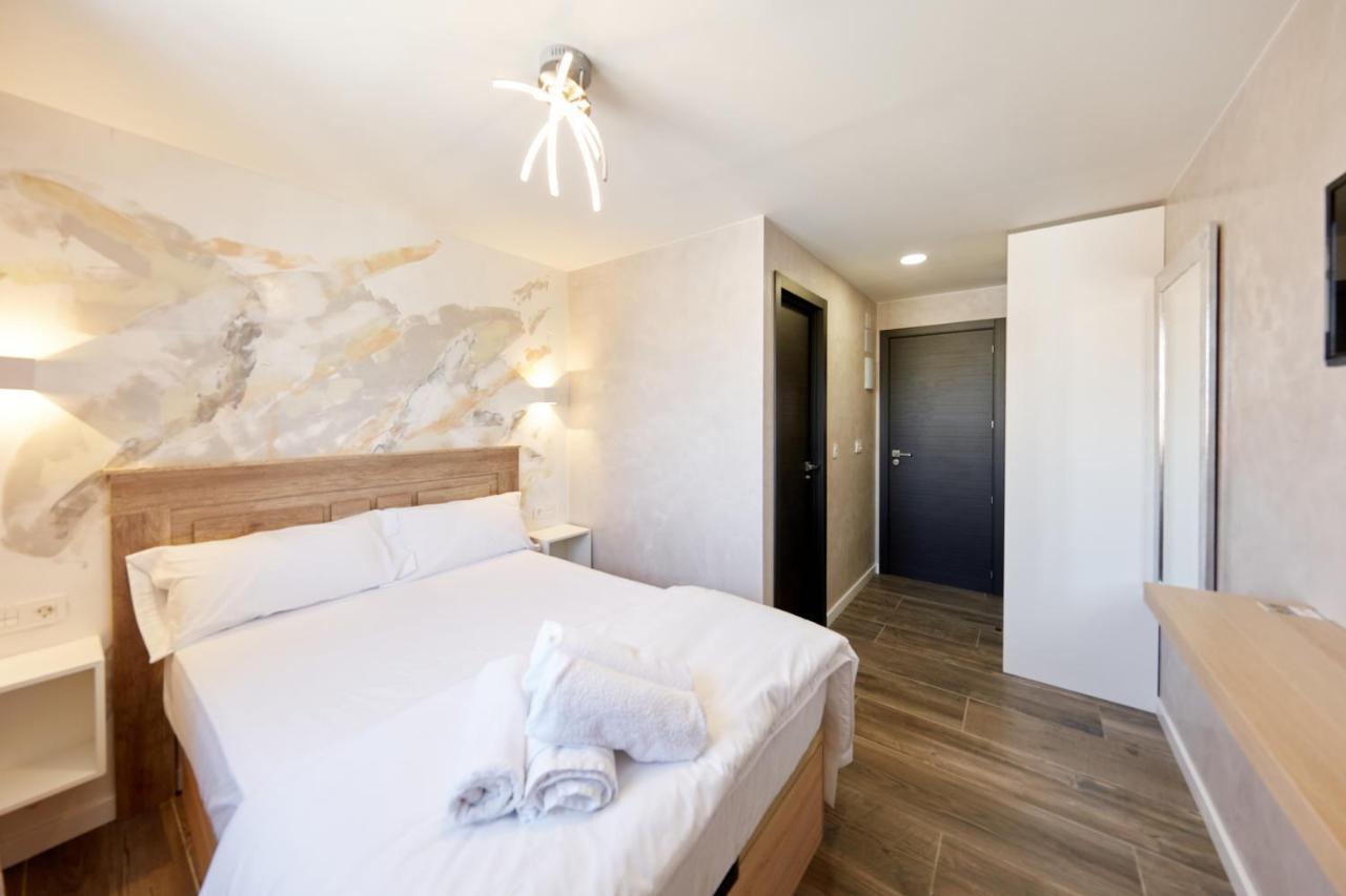 Hostel De Helene Alicante