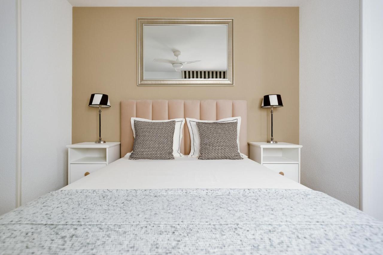 Apartment Center *