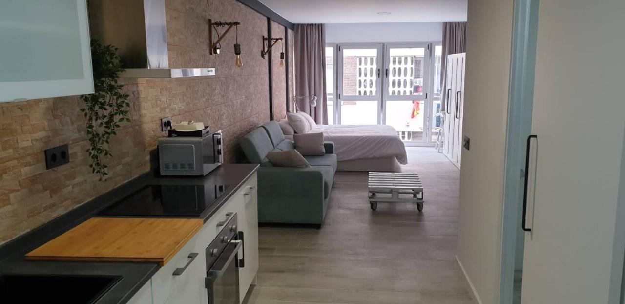 Apartamento Reformado - Centro *