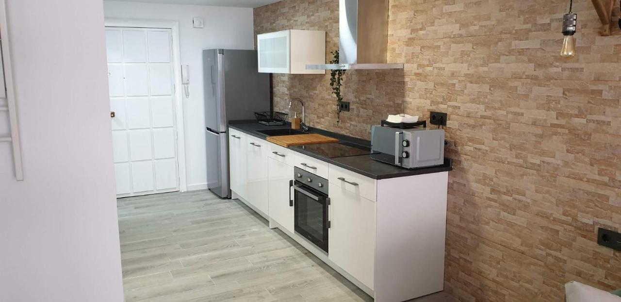 Apartamento Reformado - Centro *