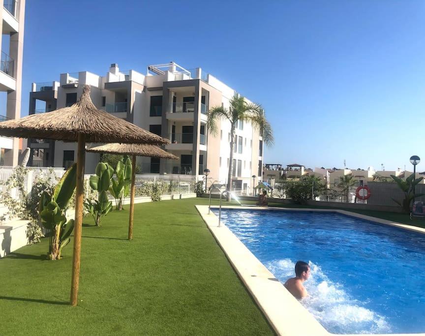 Villamartin Spacious Modern Flat -3 Pools Jacuzzi Tennis Golf Apartment Alicante