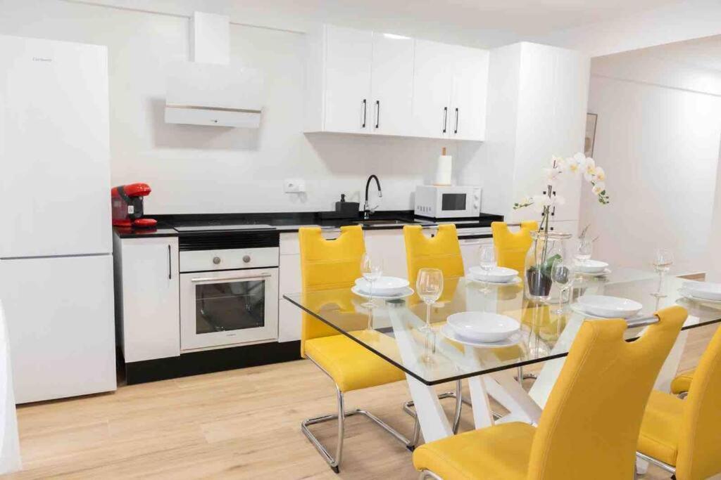 Modern And New 3 Beds, 2 Bath,ac