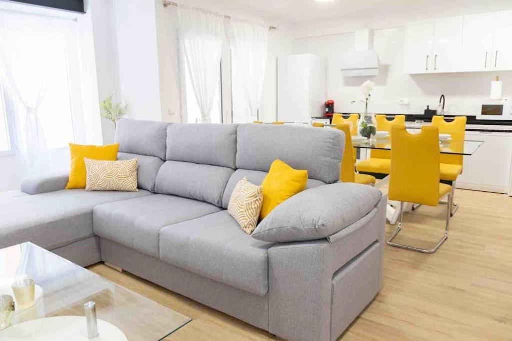 Modern And New 3 Beds, 2 Bath,ac * Alicante