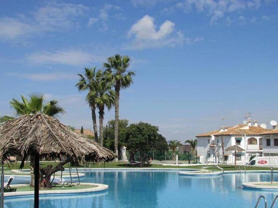 Holiday home En Balcones Planta Baja Manzana 5 No 18 Stayorihuelacosta #prp004 *