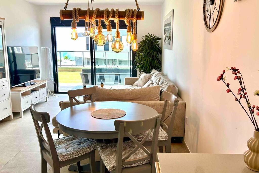 13 Iconic Vista Playa Apartamento