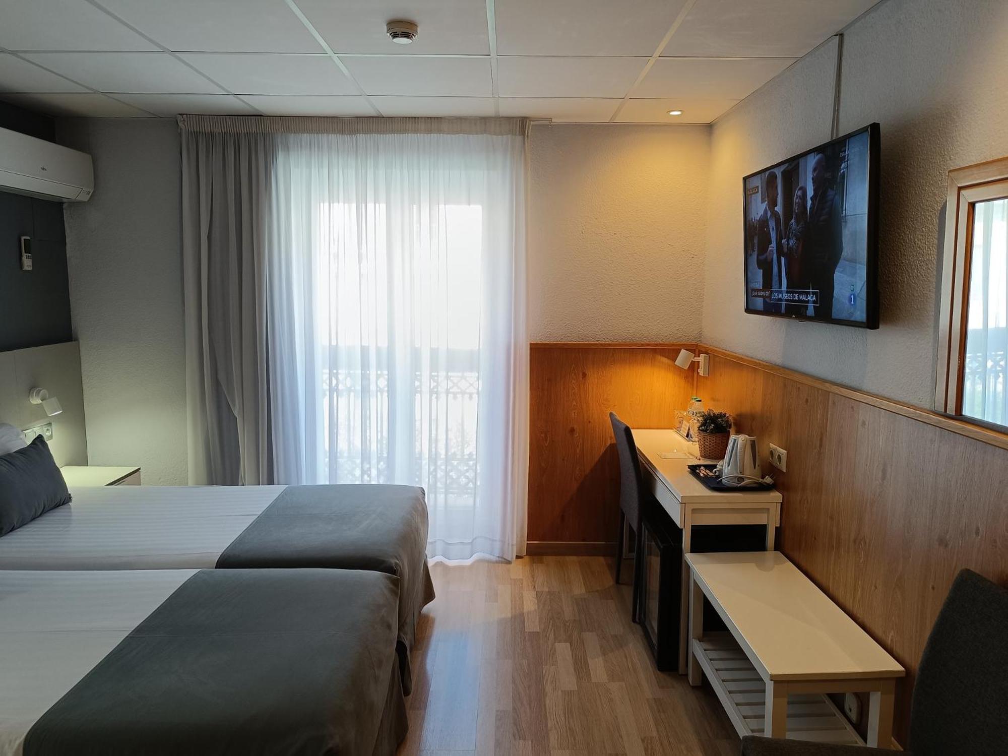 Hotel Mendez Nunez 2*