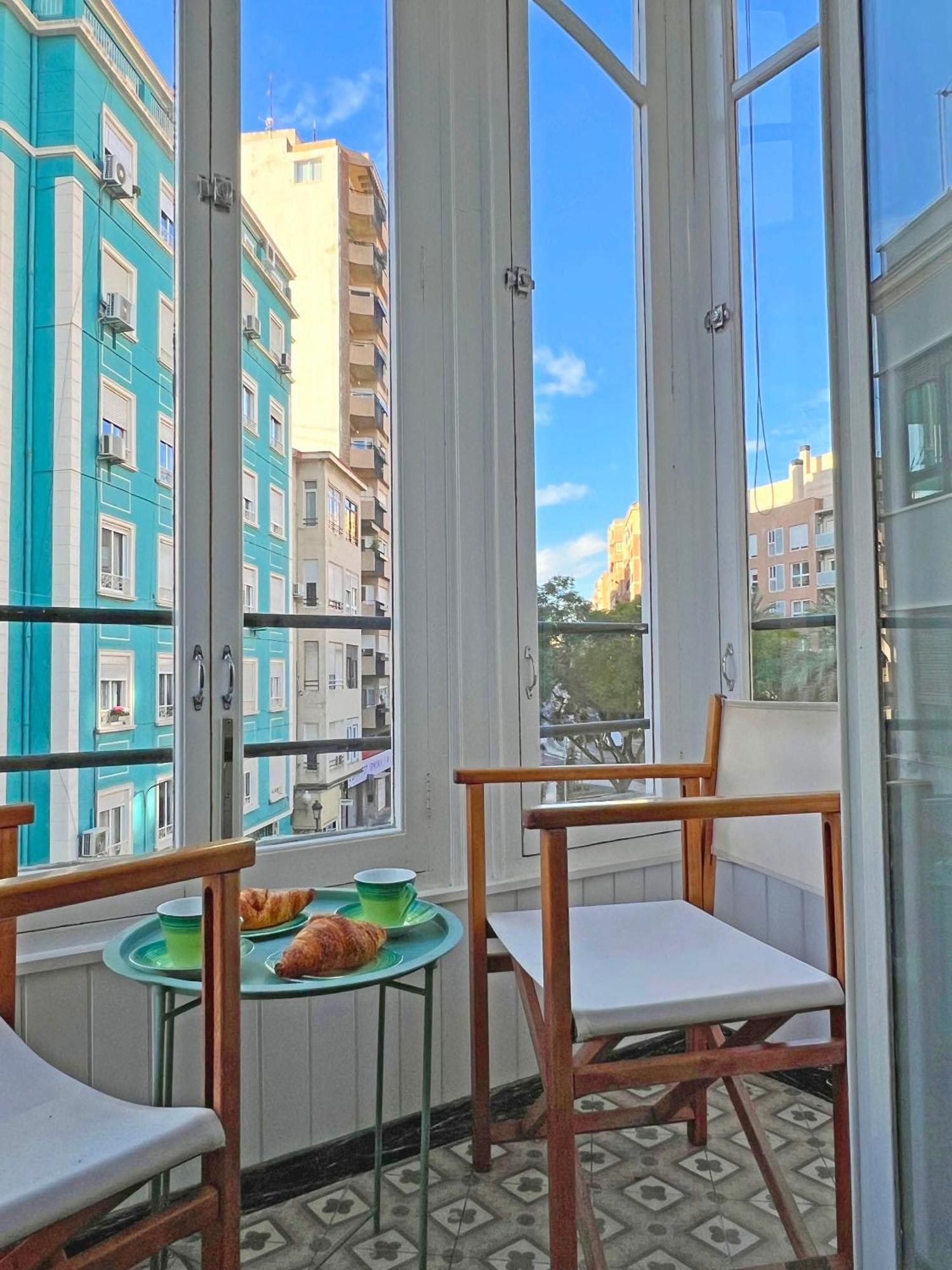 Mercado Puro Centro. 4 Hab. A/c. Apartment