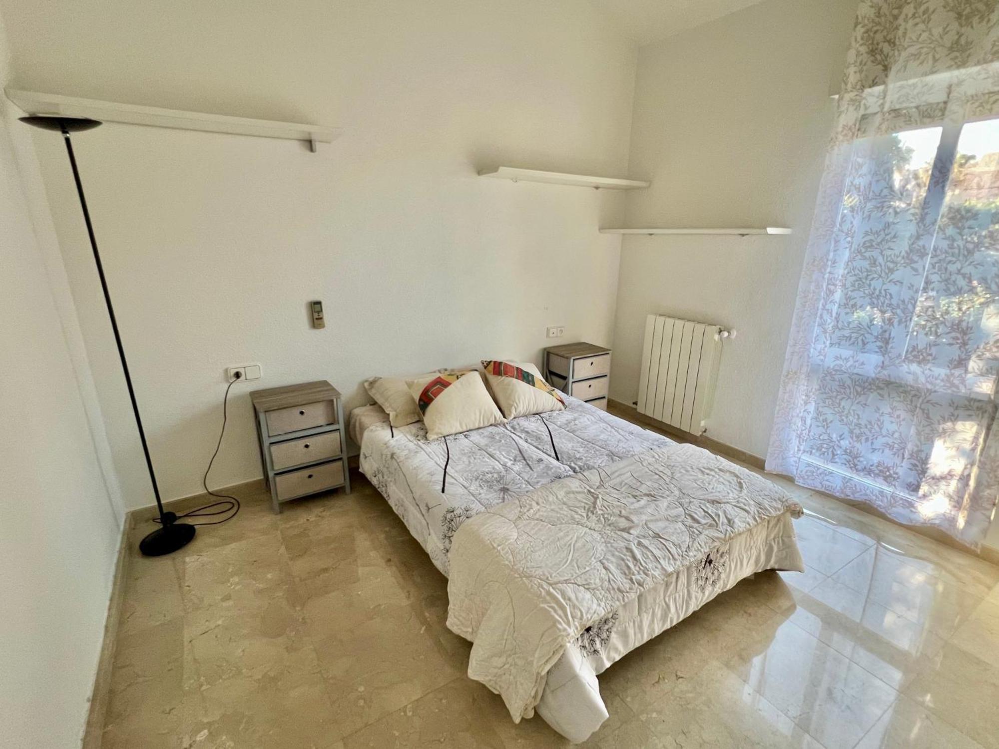 Holiday home Beachside 4-bedroom With Pool