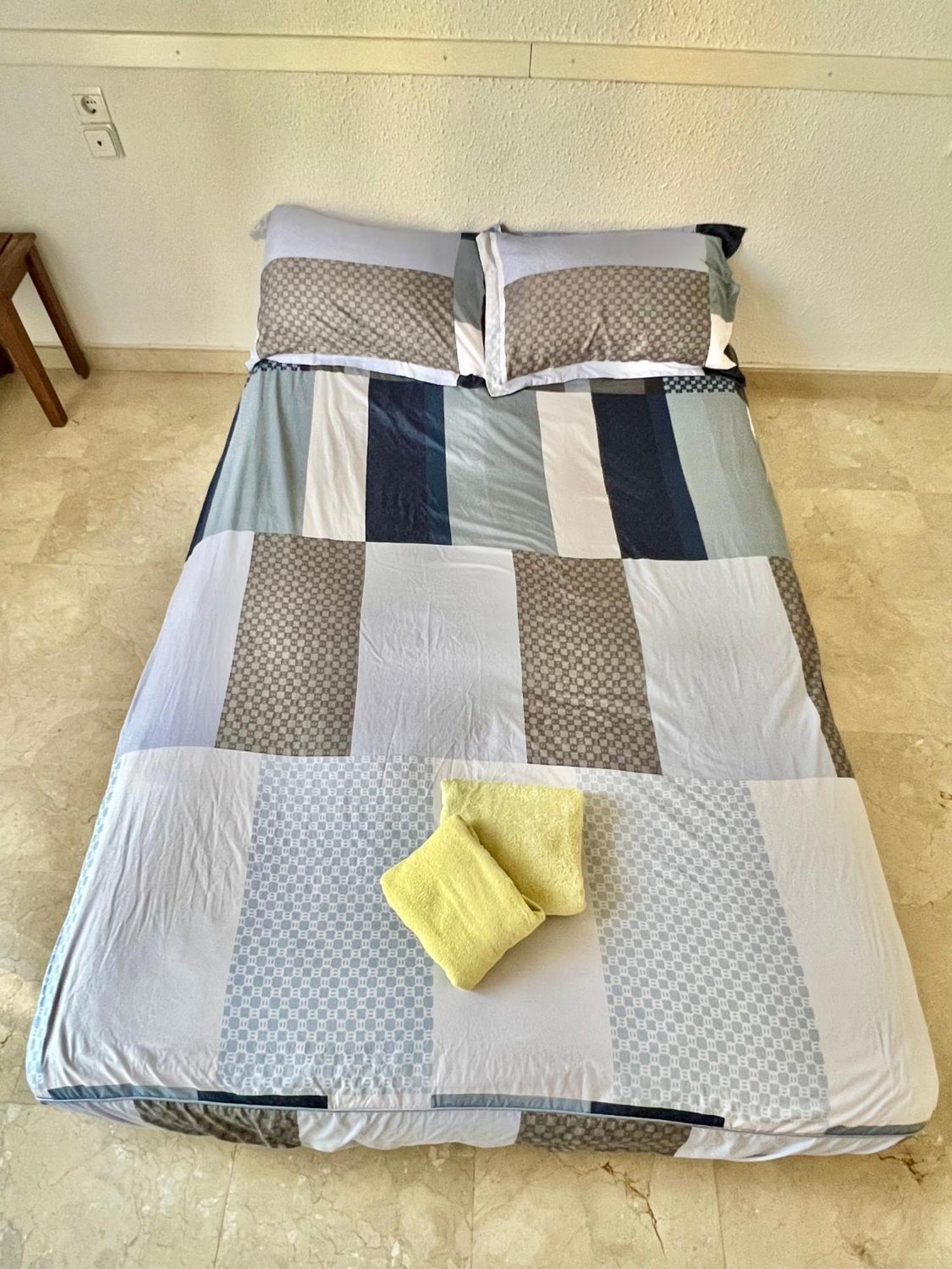 Beachside 4-bedroom With Pool Holiday home
