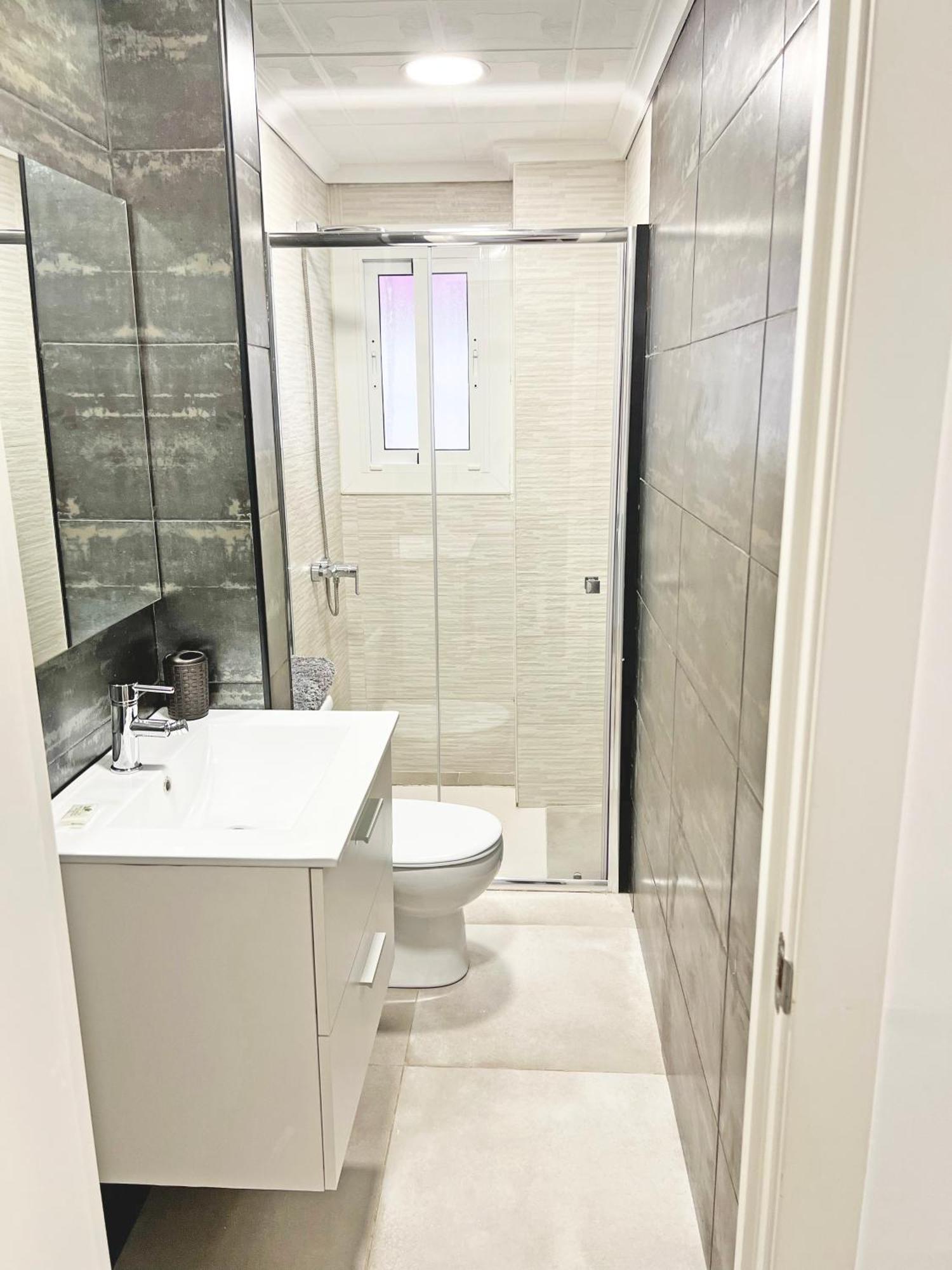 Apartamento Restaurado De 3 Y Ac Alicante