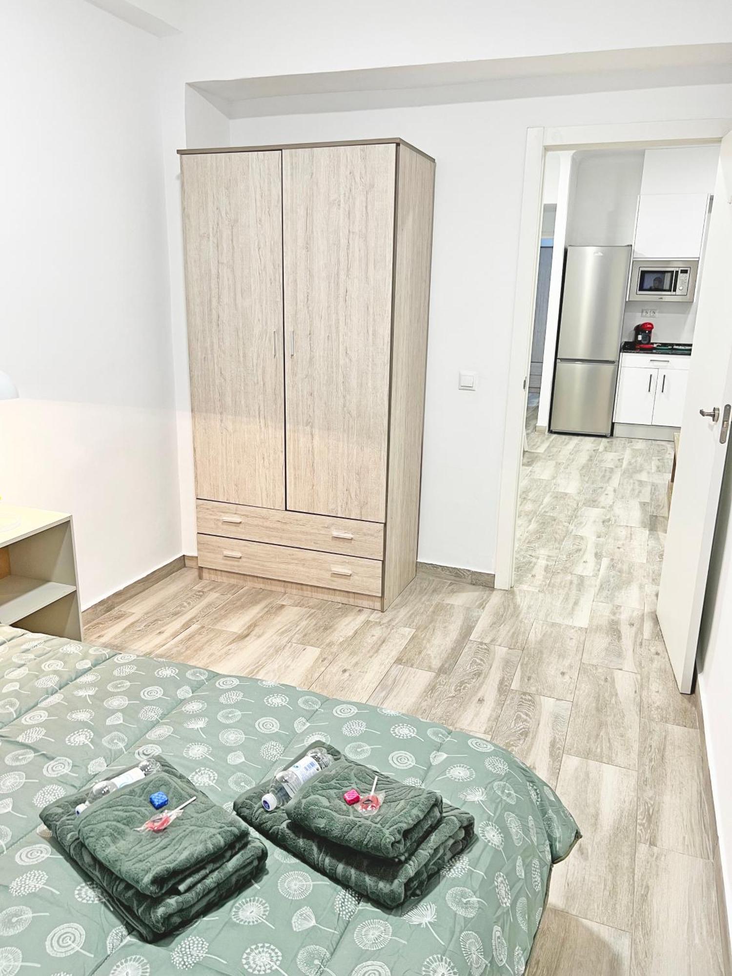 Apartamento Restaurado De 3 Y Ac