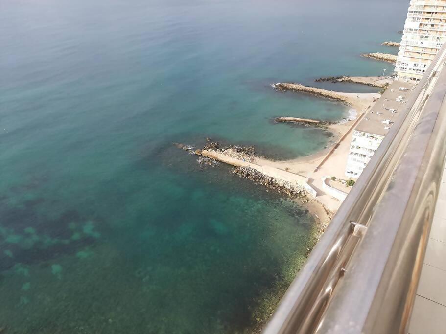 Sobre El Mar