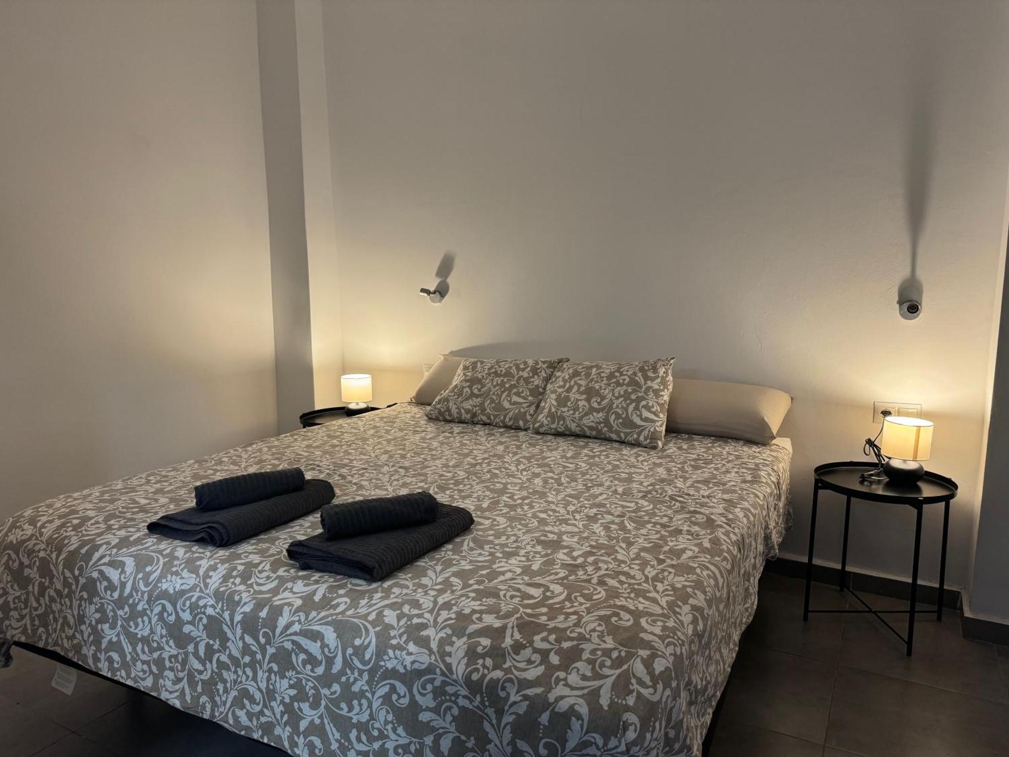 Lovely In Centre Of Near Plaza De Toros Apartamento Alicante