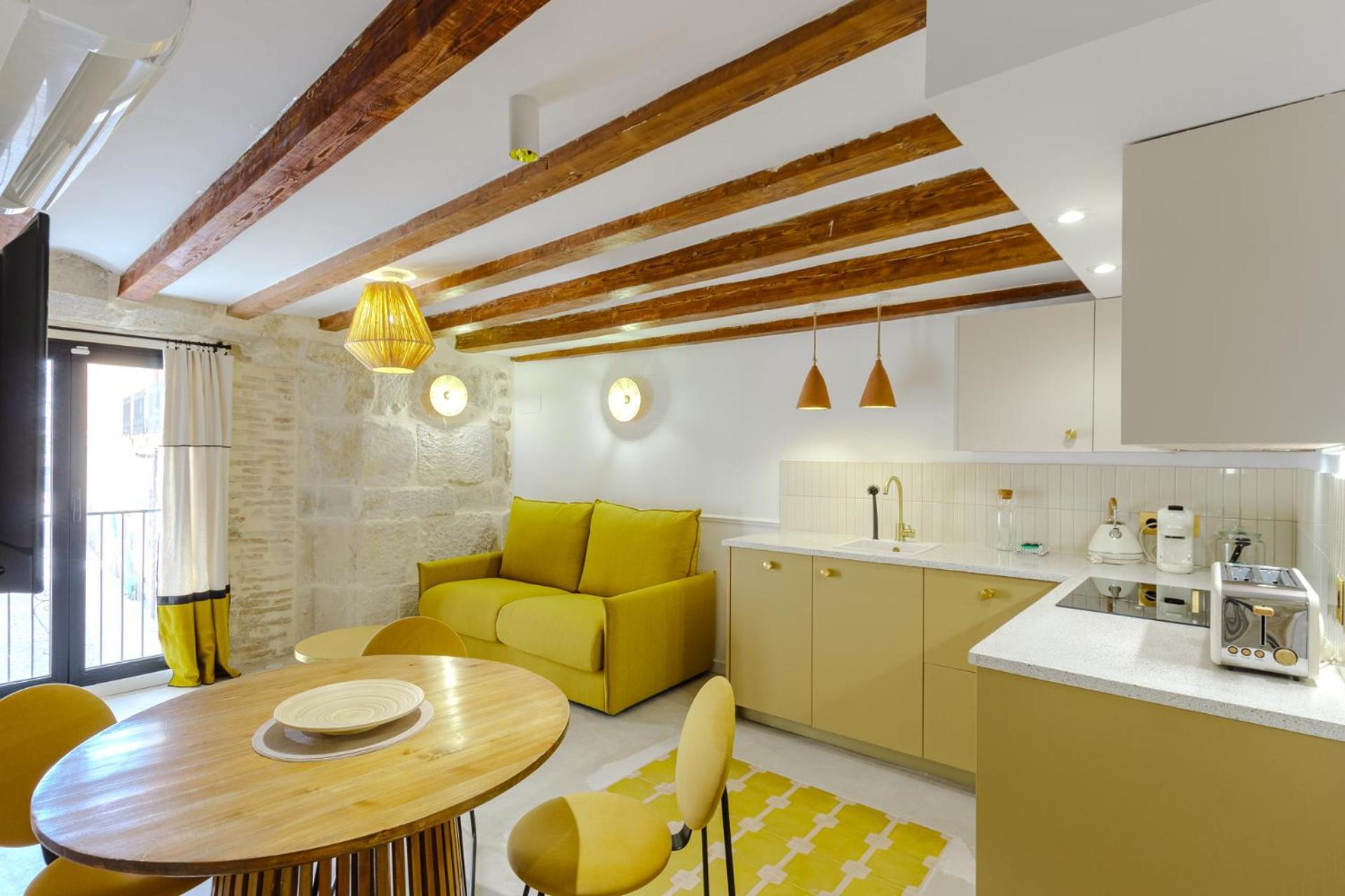 Cozy Charming In Historic Center Alicante