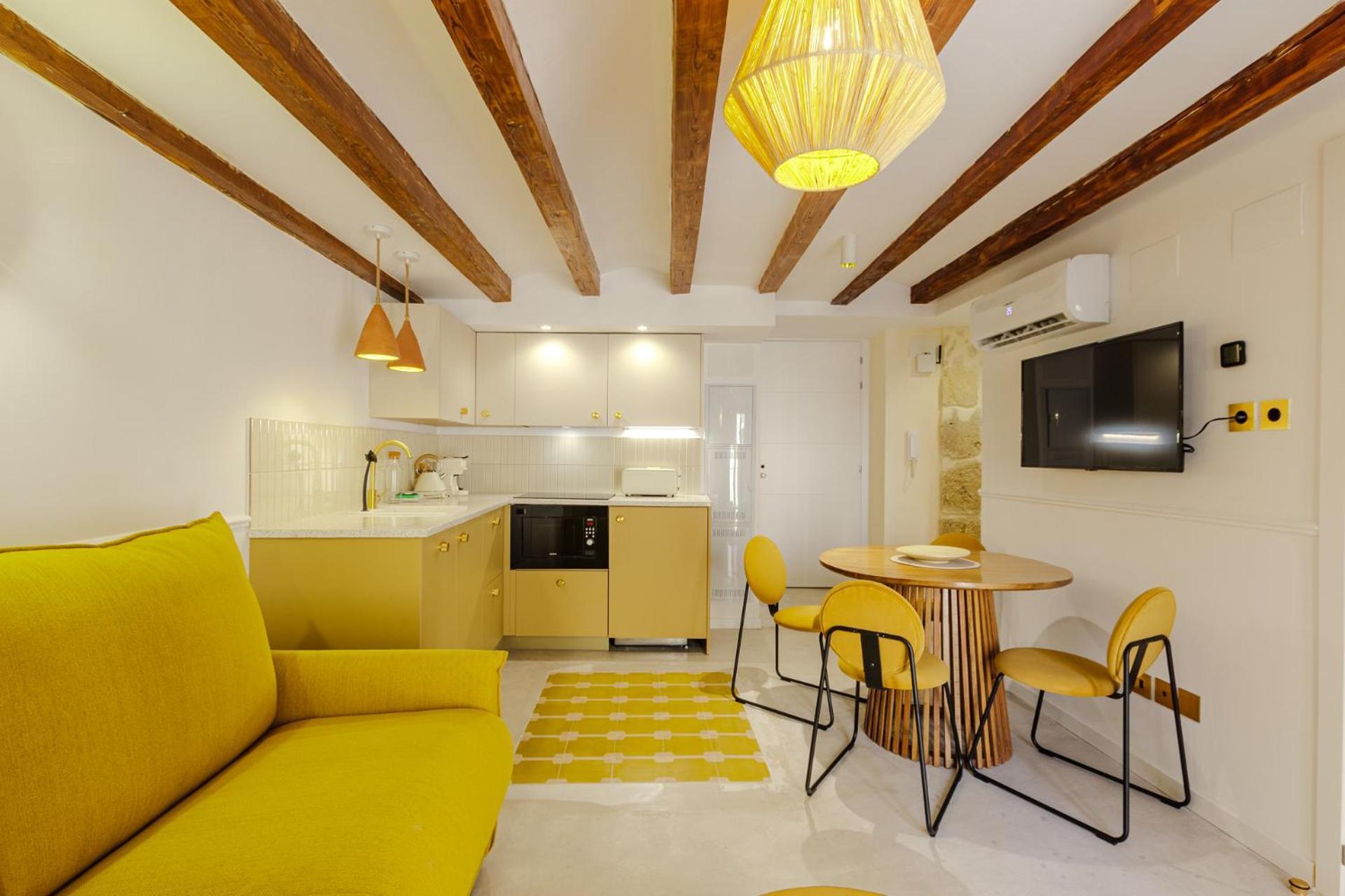 Cozy Charming In Historic Center Alicante