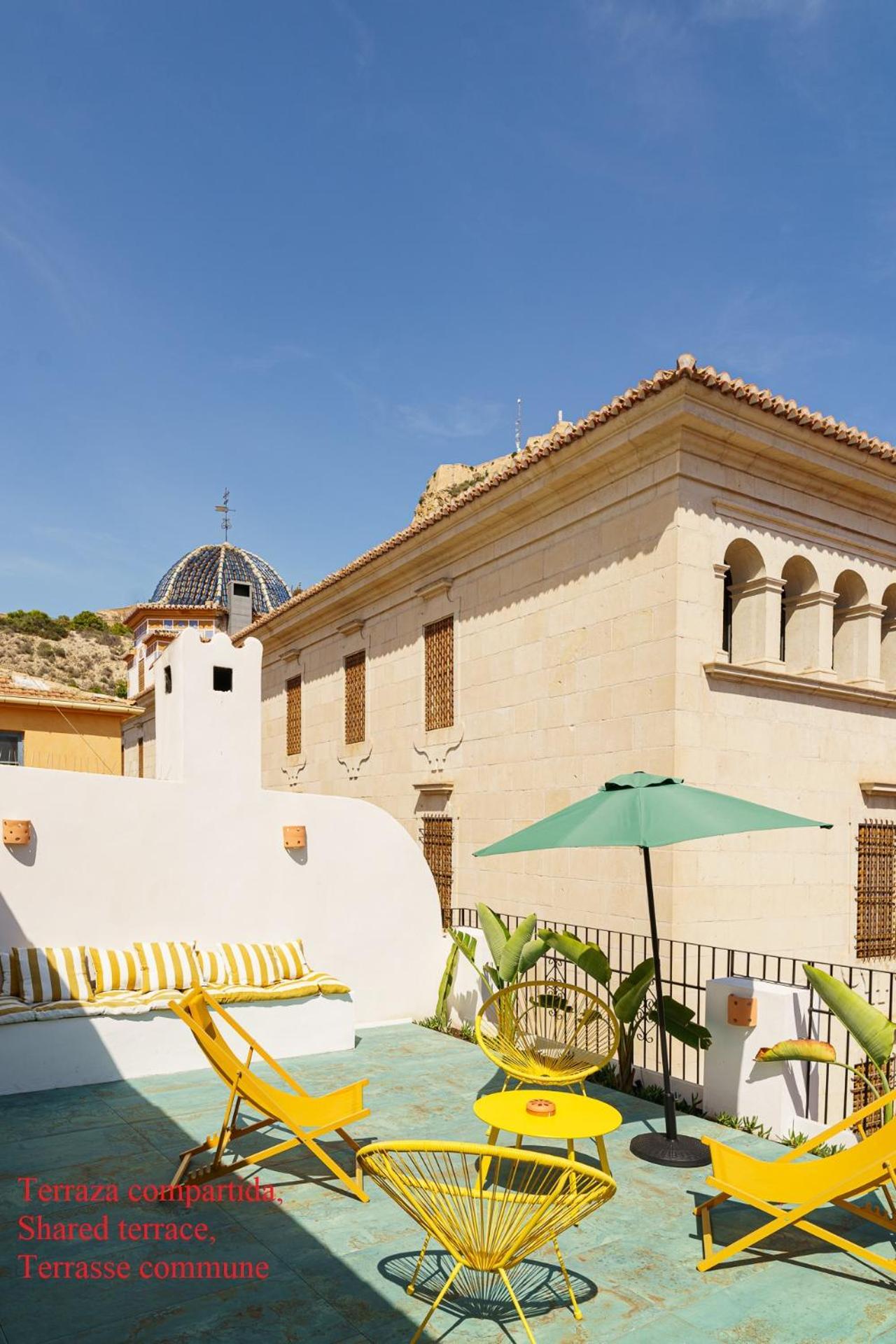 Cozy Charming In Historic Center Apartment Alicante