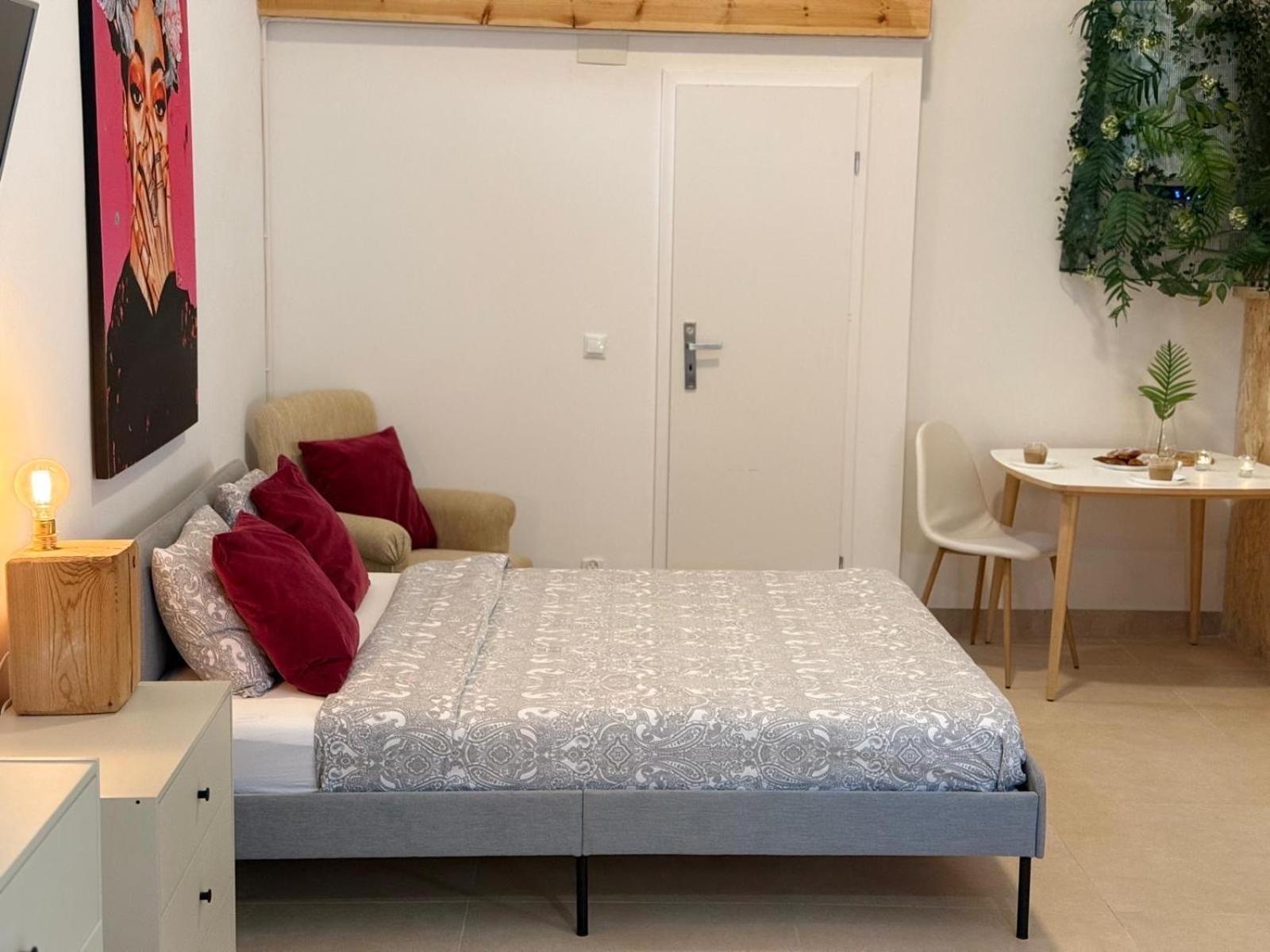 Apartahotel Soho Boho - With Sunny Rooftop Terrace And Fiber Optic Internet