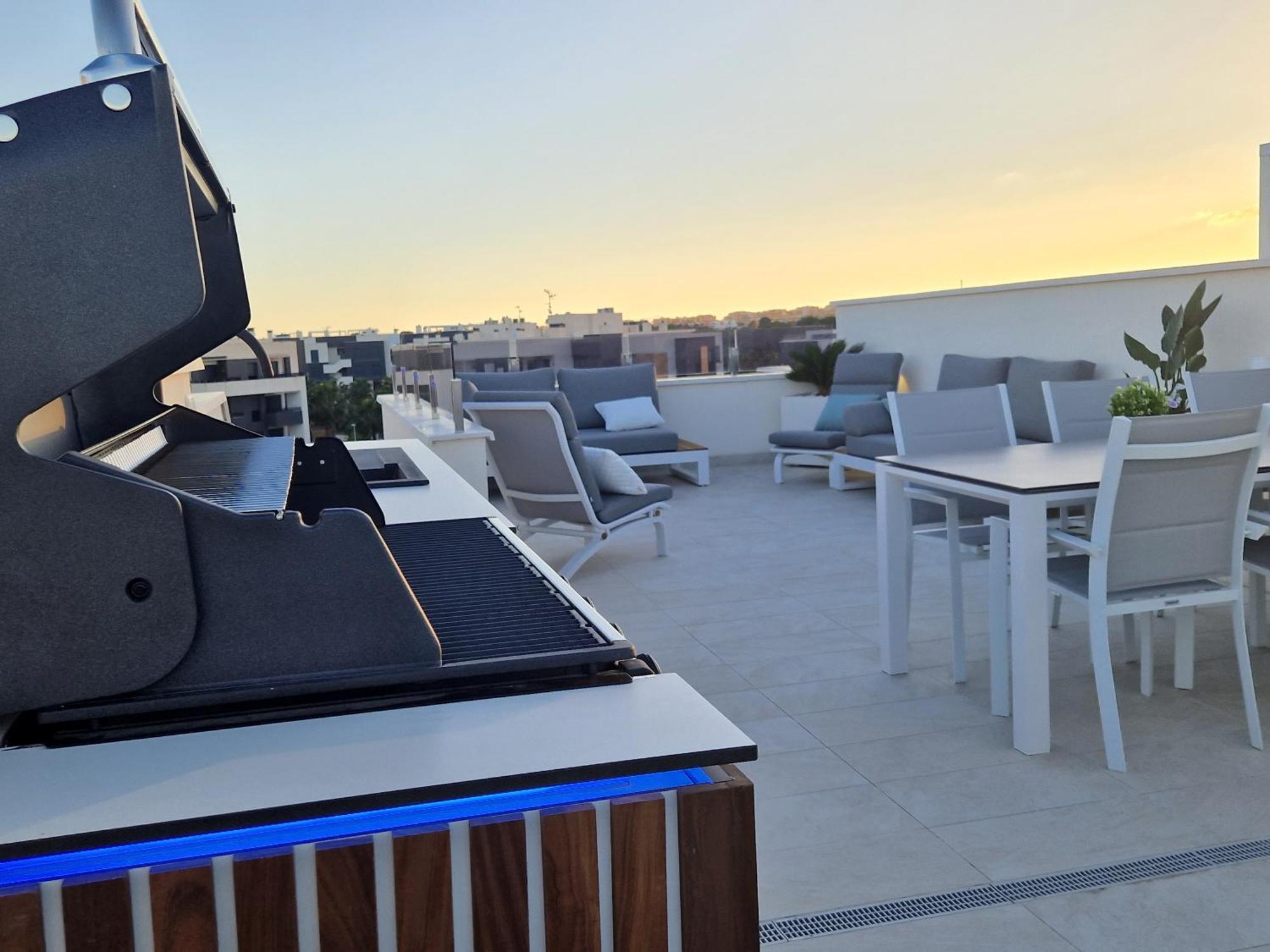 Apartment Penthouse Prestigio *