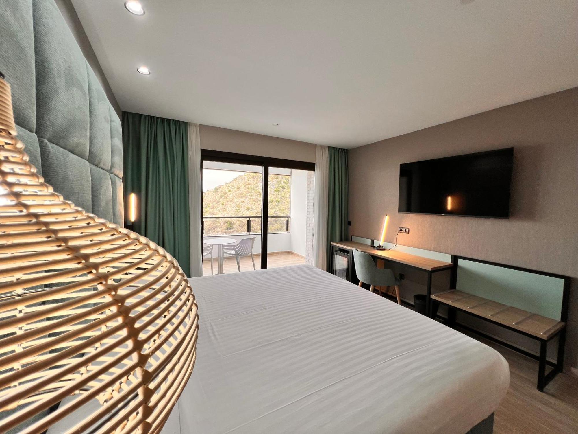 Maya Hotel 3*