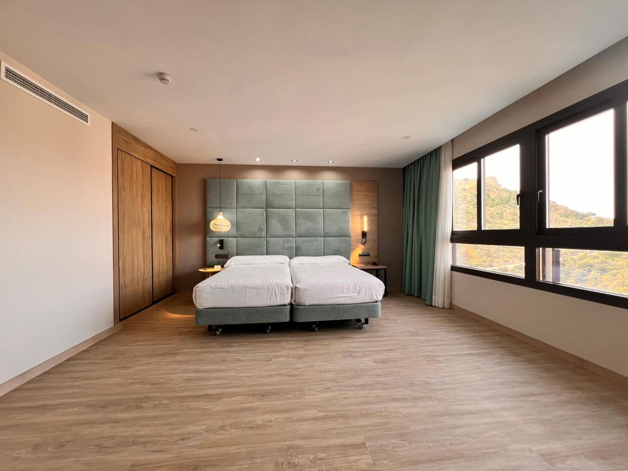 Hotel Maya