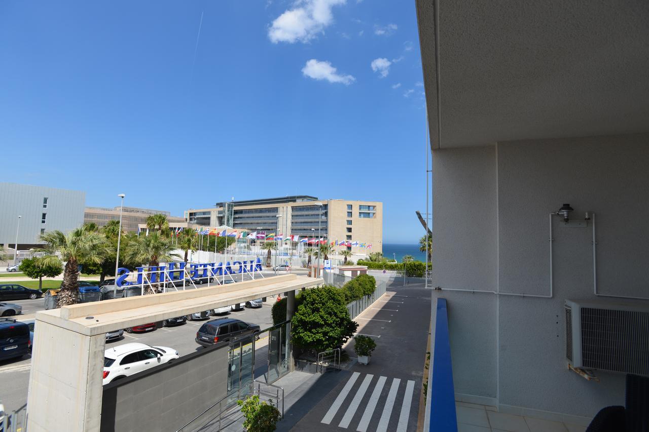 Hills Apartahotel