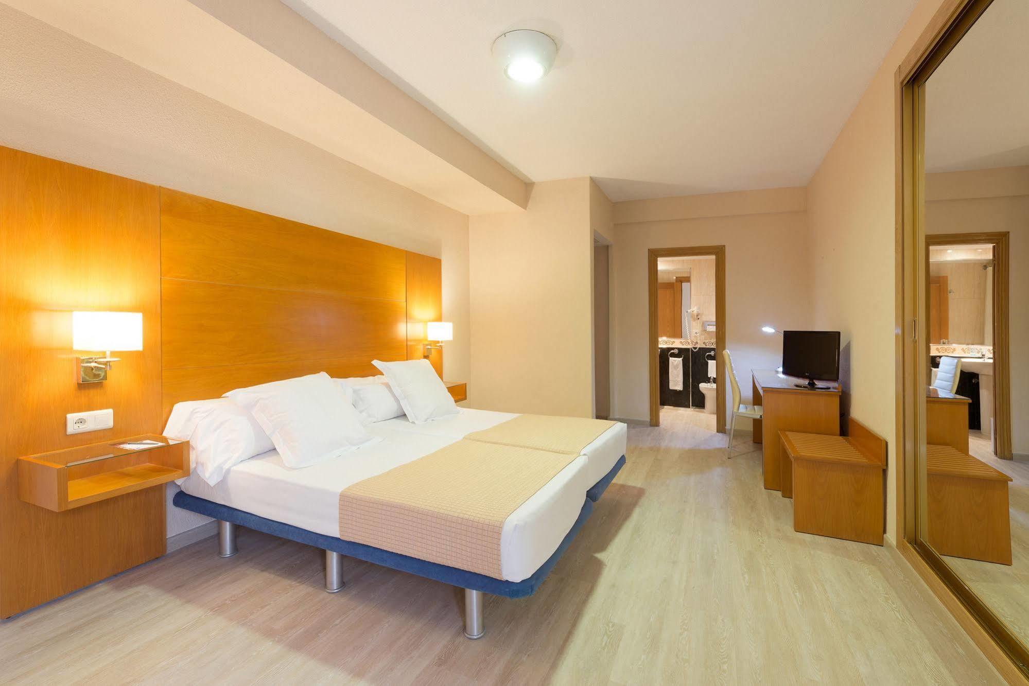Tryp Ciudad De 3*