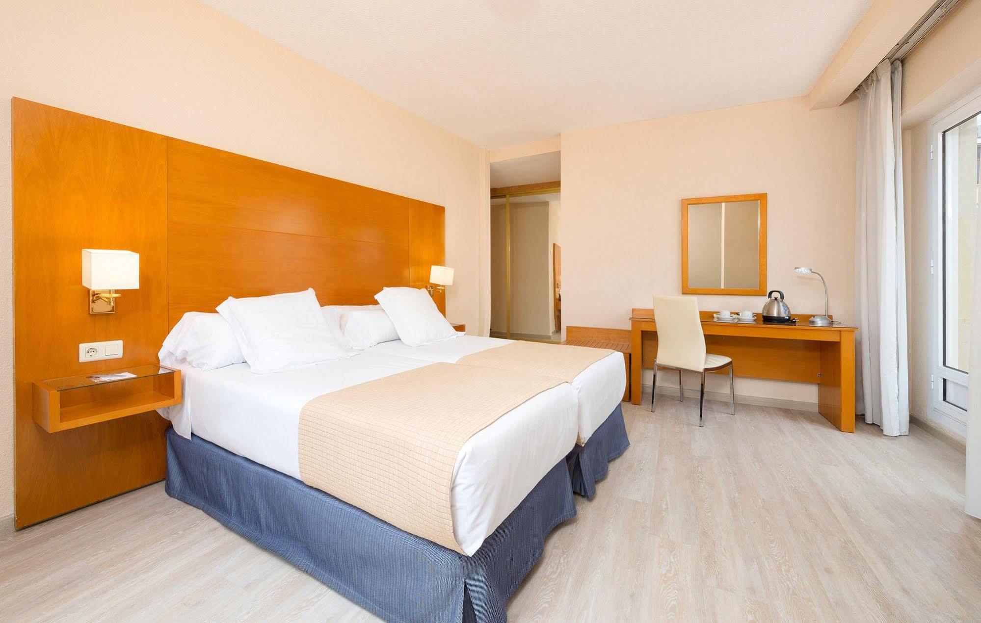 Tryp Ciudad De Hotel