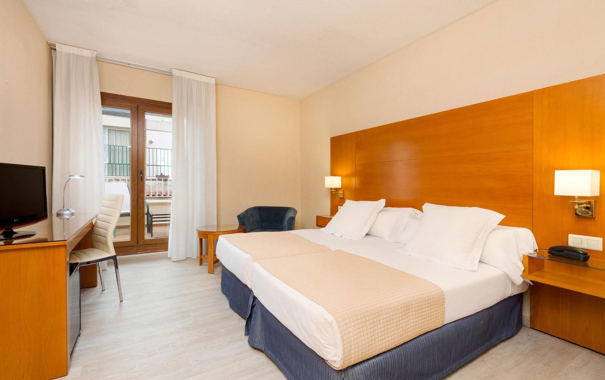 Tryp Ciudad De Hotel