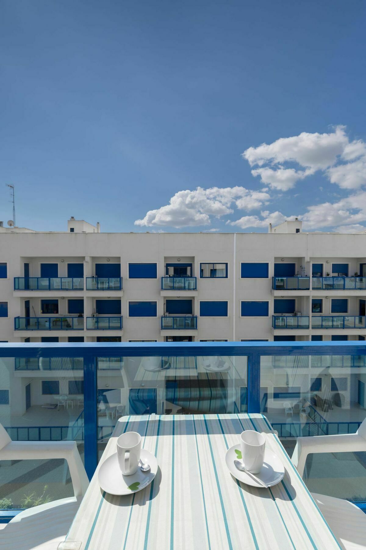 Hills Apartahotel Alicante