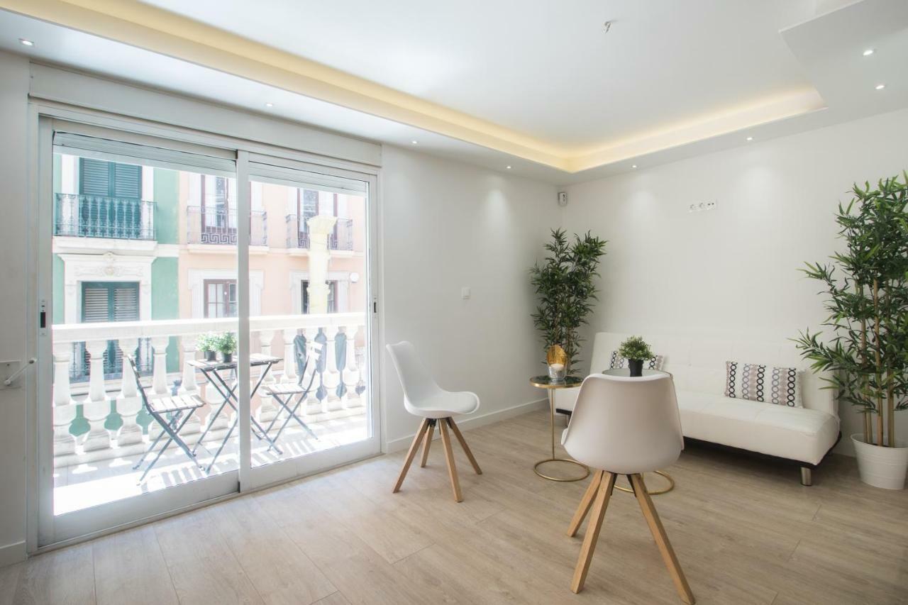 Apartment Stylish *new* In W/ 4 Bedrooms *