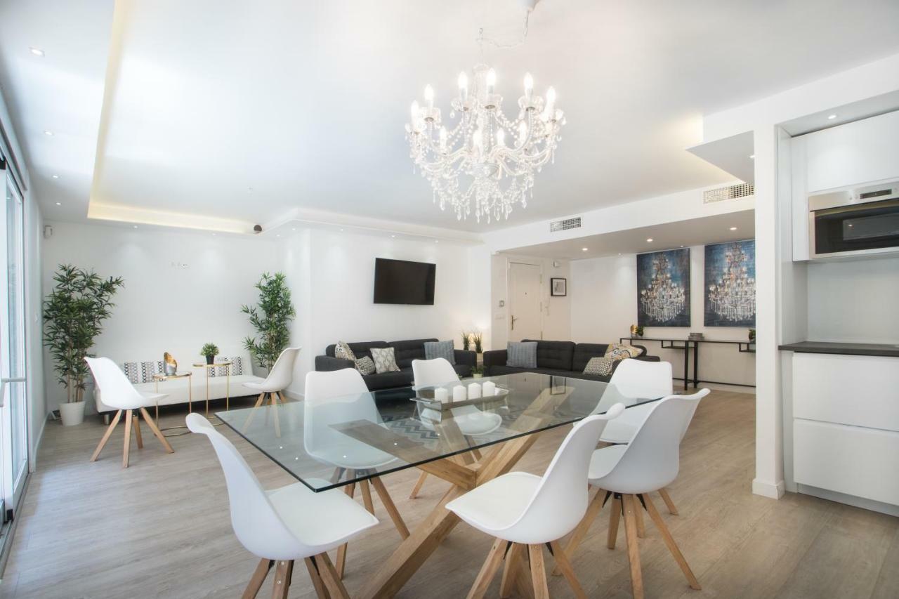 Stylish *new* In W/ 4 Bedrooms Apartment