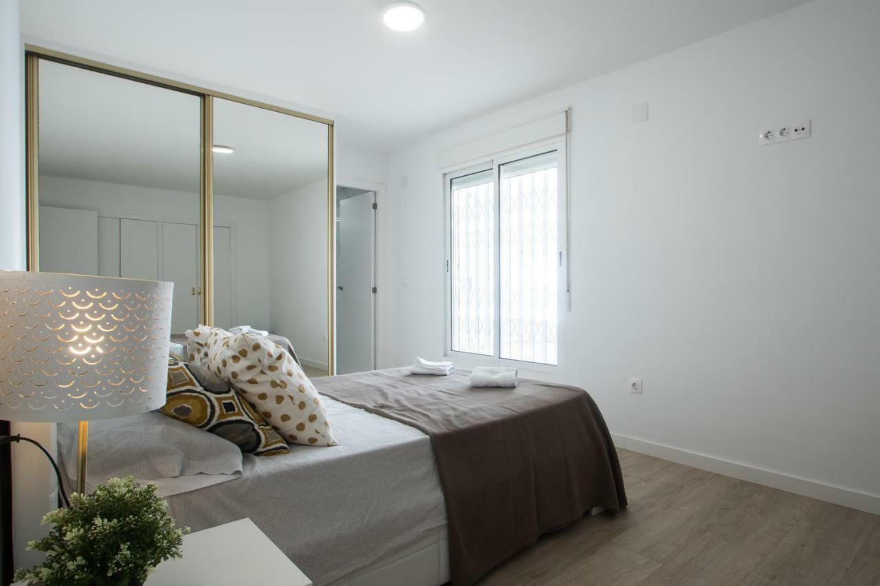 Apartment Stylish *new* In W/ 4 Bedrooms
