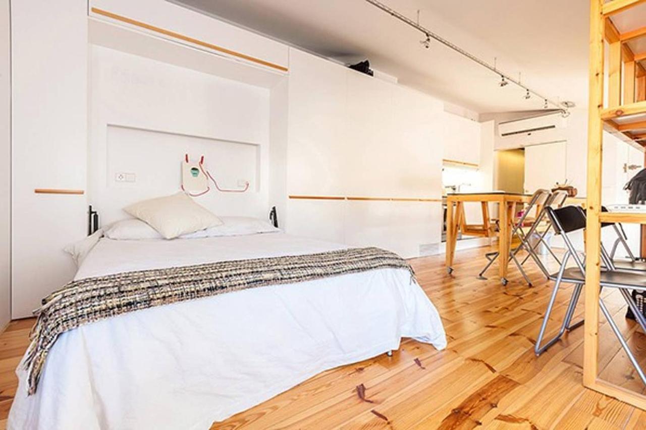 Alc - Stylish With Fantastic Terrace, Old Town Apartment